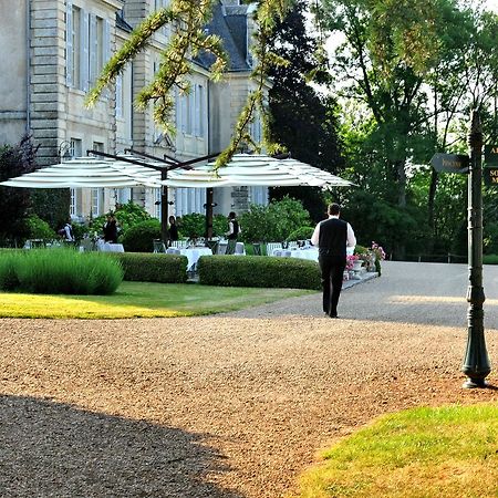 Château de Curzay Extérieur photo