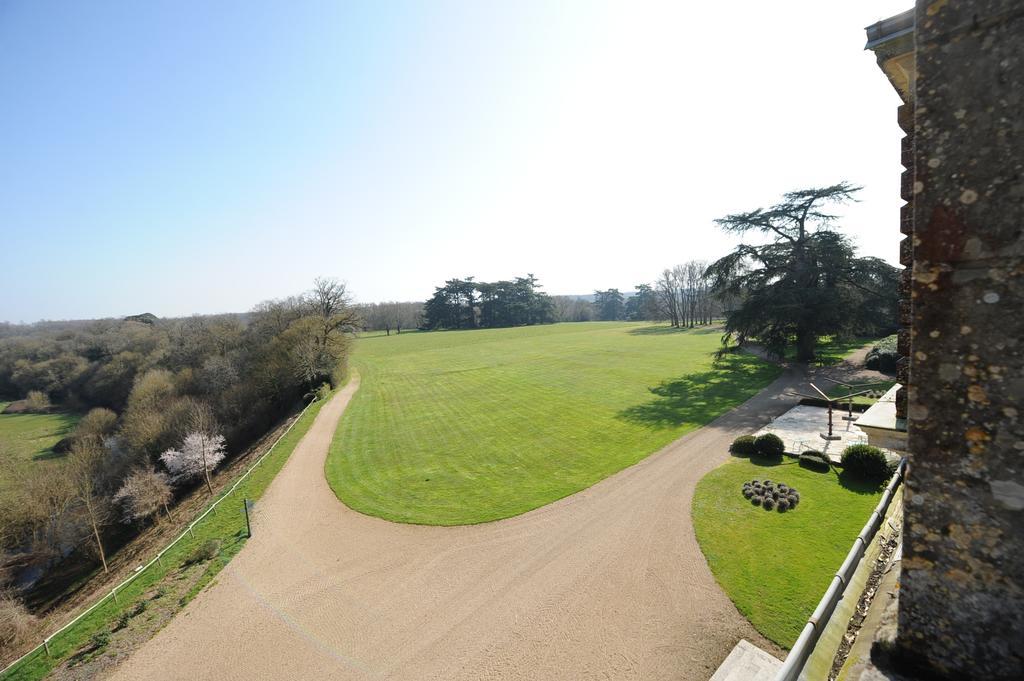 Château de Curzay Extérieur photo